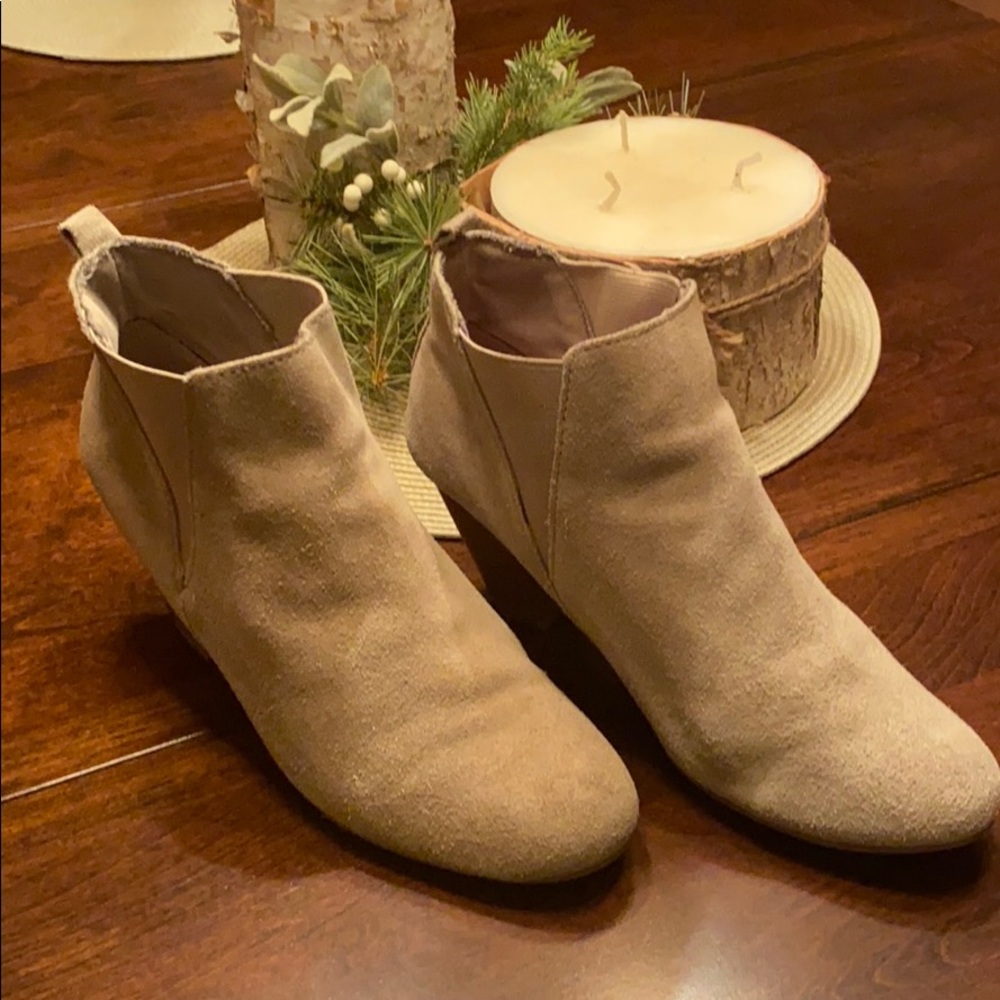 Suede booties Arizona Jeans Co - Picture 2 of 16